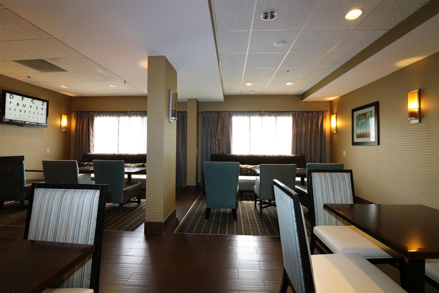 Hotel Western West Airport