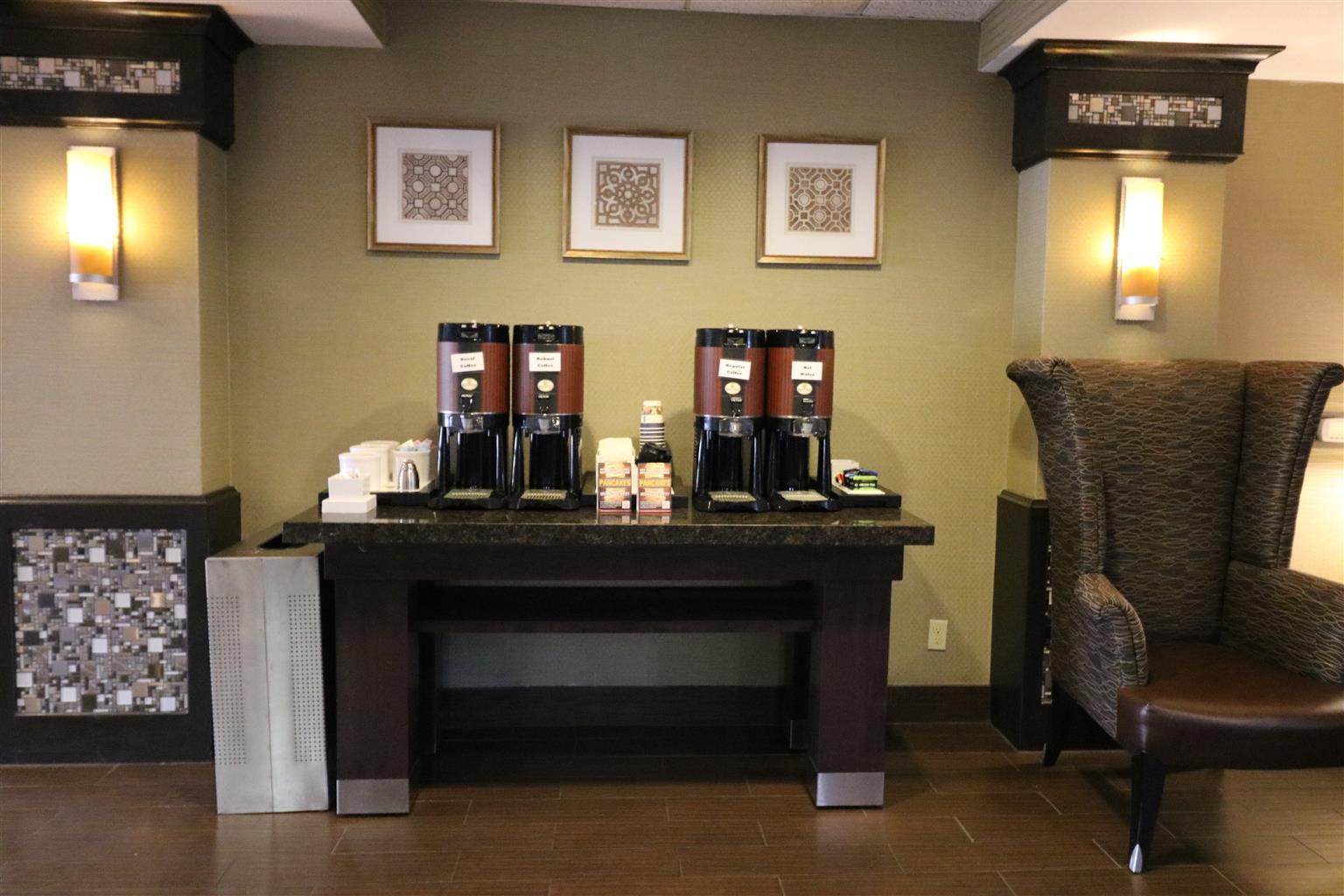 Hotel Western West Airport